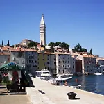 Finn Lägenhet Rovinj